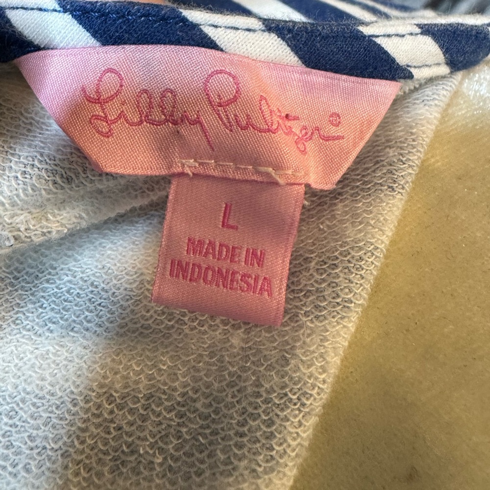 Lilly Pulitzer - Picture 6 of 11